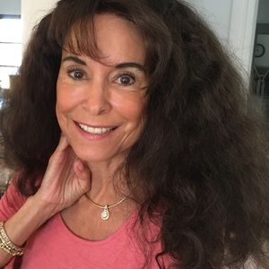 Meet your Posher, Stacy jo